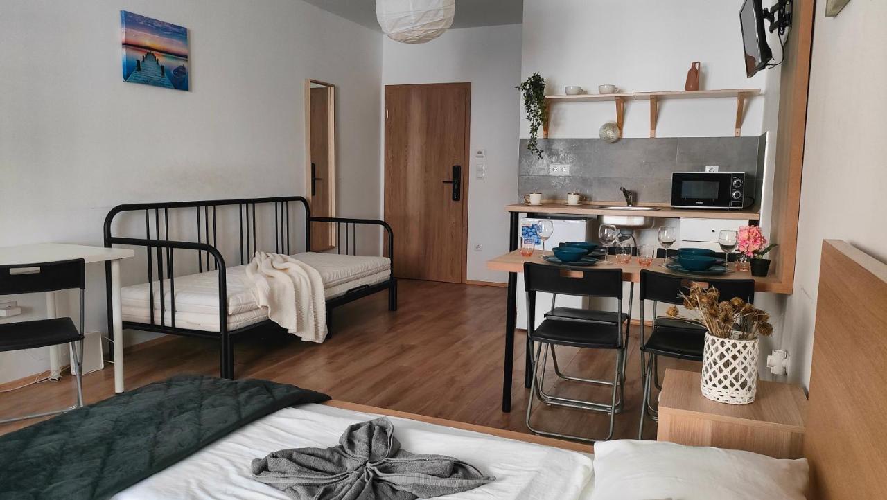 Super Cozy & Central Apartment Boedapest Buitenkant foto
