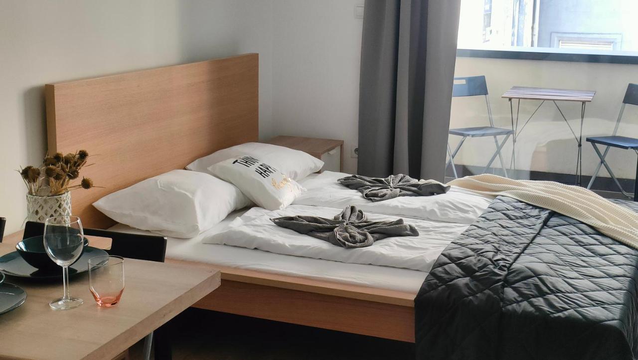 Super Cozy & Central Apartment Boedapest Buitenkant foto