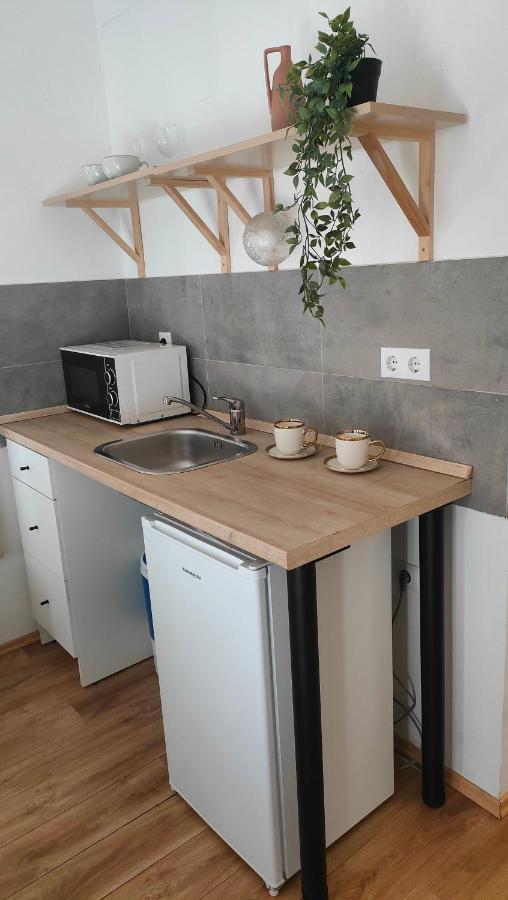 Super Cozy & Central Apartment Boedapest Buitenkant foto