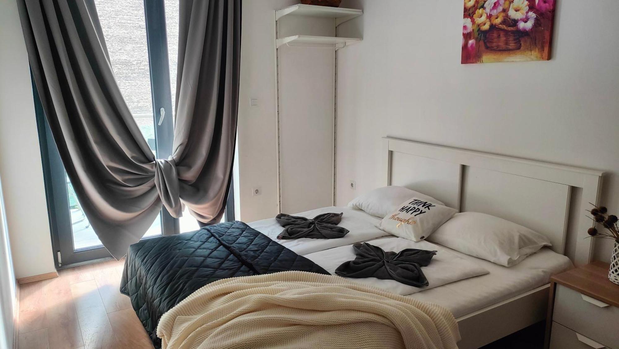 Super Cozy & Central Apartment Boedapest Buitenkant foto